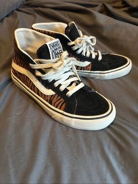 Vans High-Top Sneakers Black & Brown Tiger Stripe men’s sz 5